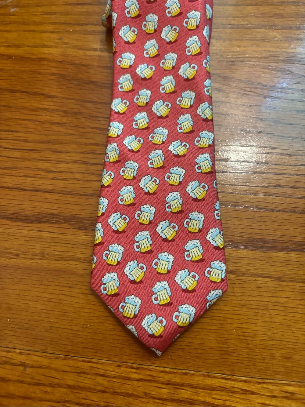 Vineyard Vines Beer Mug 100% Silk 3” Tie Red Made In USA Novelty Pattern Mugs